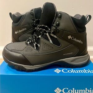 Columbia Black and Gray Outdoor Boots